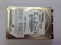 Disque dur TOSHIBA 2.5 POUCES SATA 160 GBYTES MK1637GSX