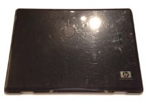 Plasturgie dos d'écran hp pavilion dv9000 manque une patte de fixation